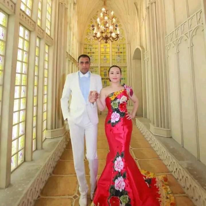 中巴混血-萨拉曼夫妇