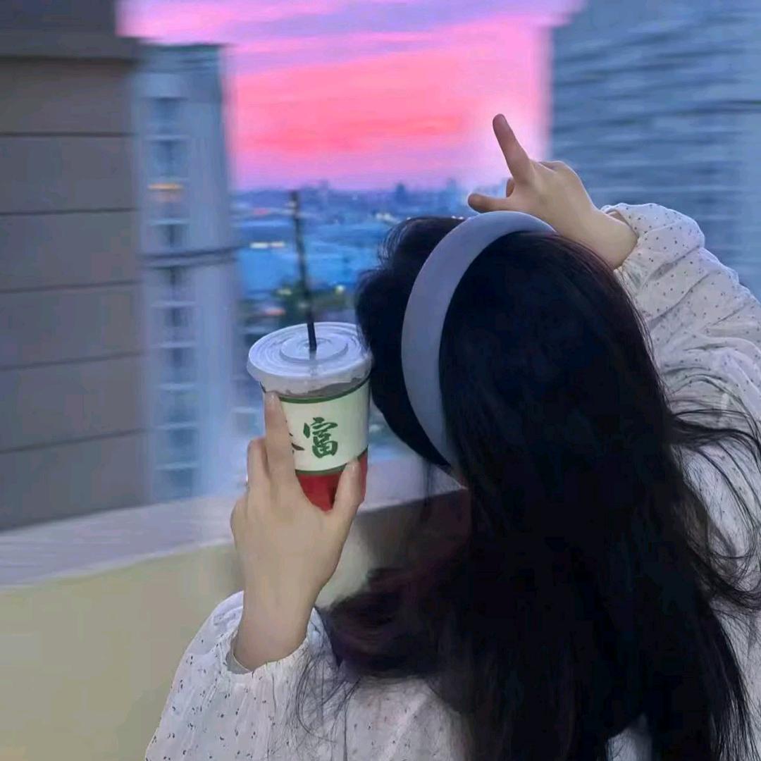 -小 情 緒.🖇️