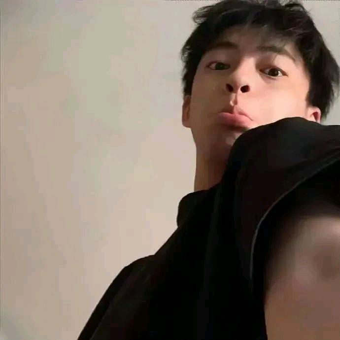 宇宙之无敌金刚大暴龙战士