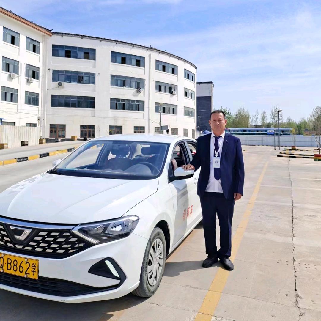 康教练恒泰驾校☞C1.C2.D证