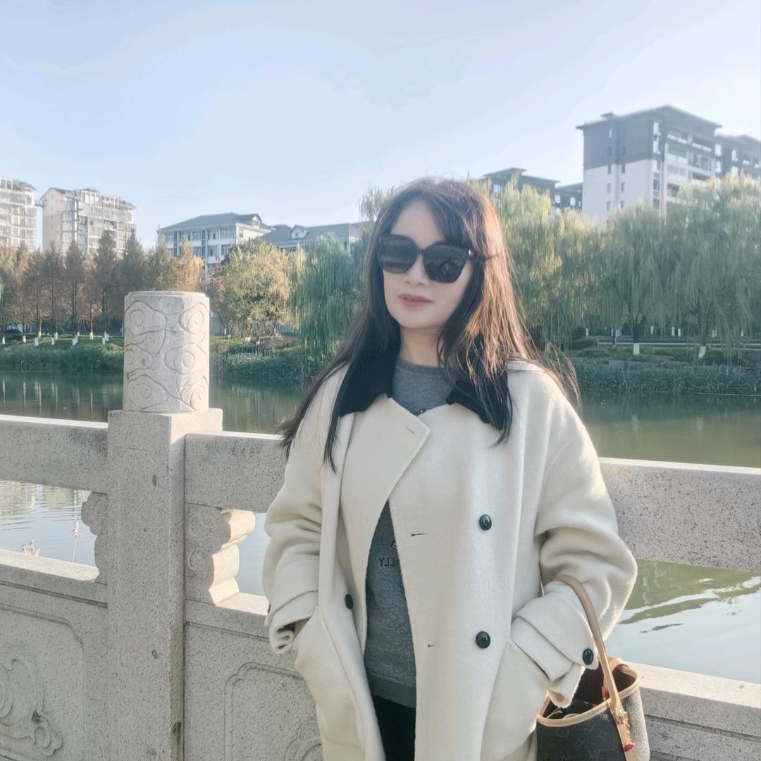 @刘志英