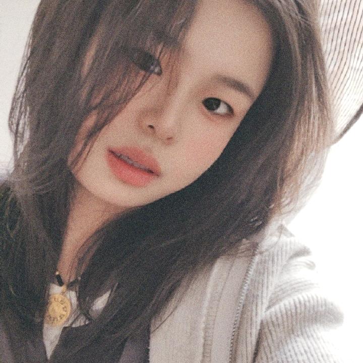 柠檬有点@甜（连赞拉黑）