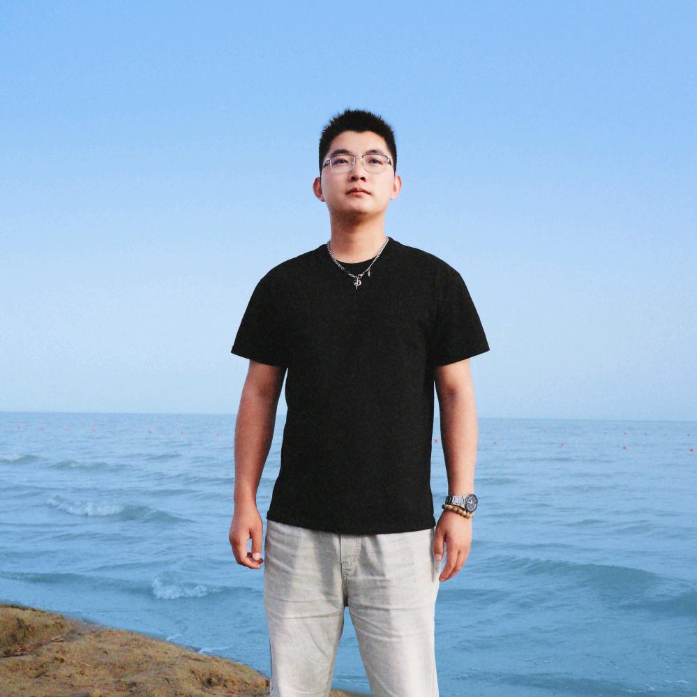 这个男人叫小丑