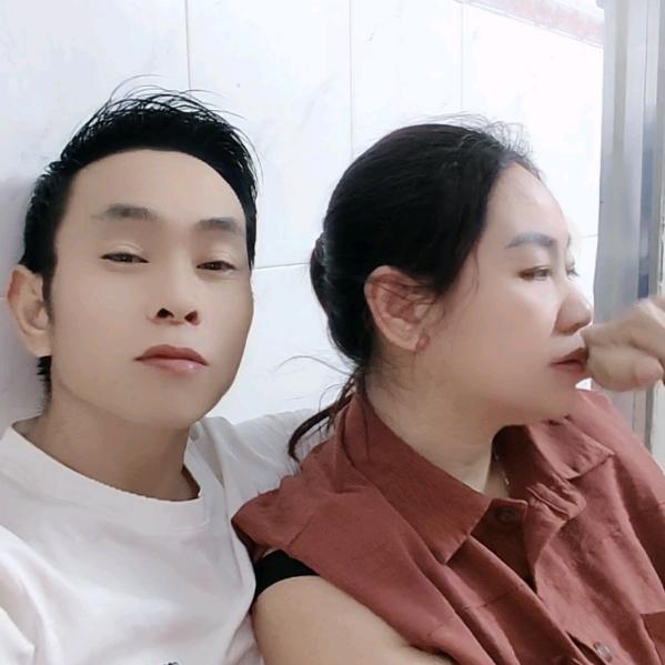 🌈搞笑夫妻小杨
