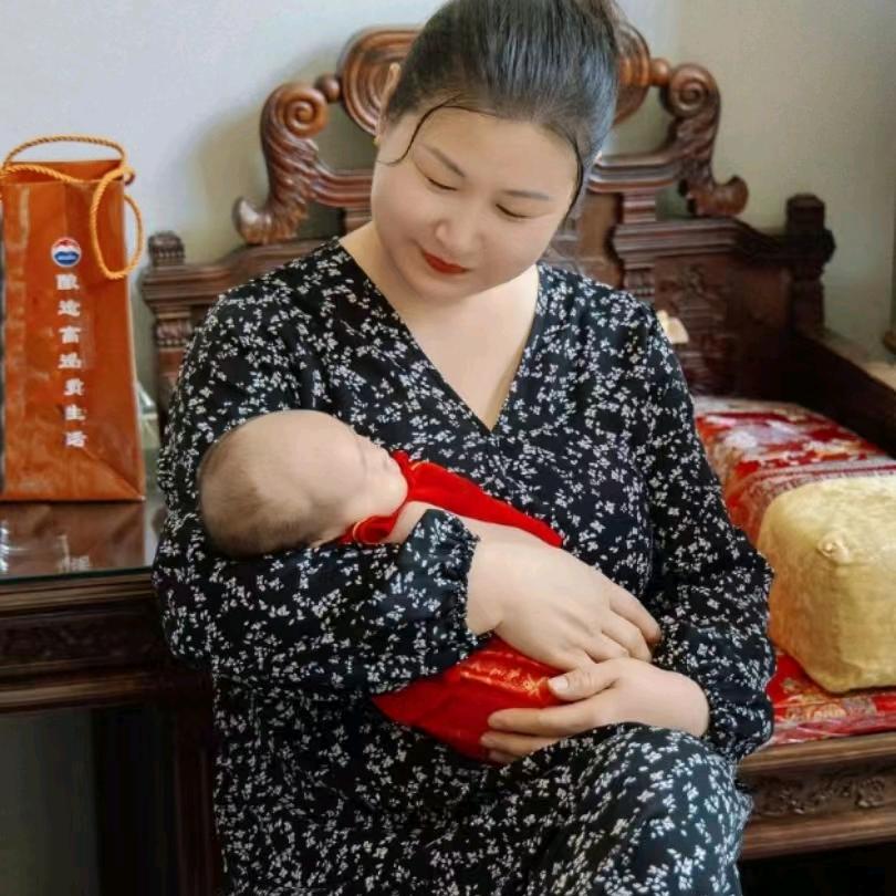 卿卿育儿^O^