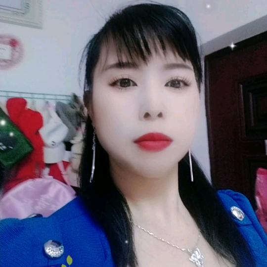 王雪.