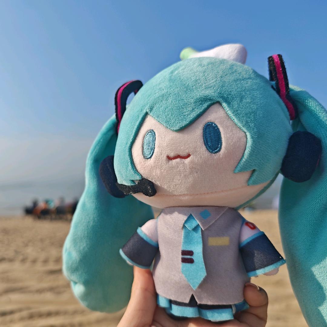 泠泠柒