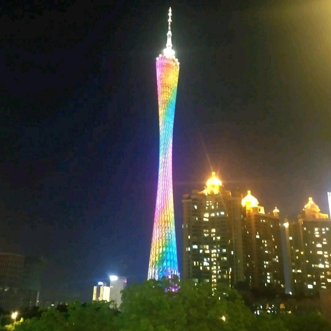 成昌烧坊尊皇名酒专卖店