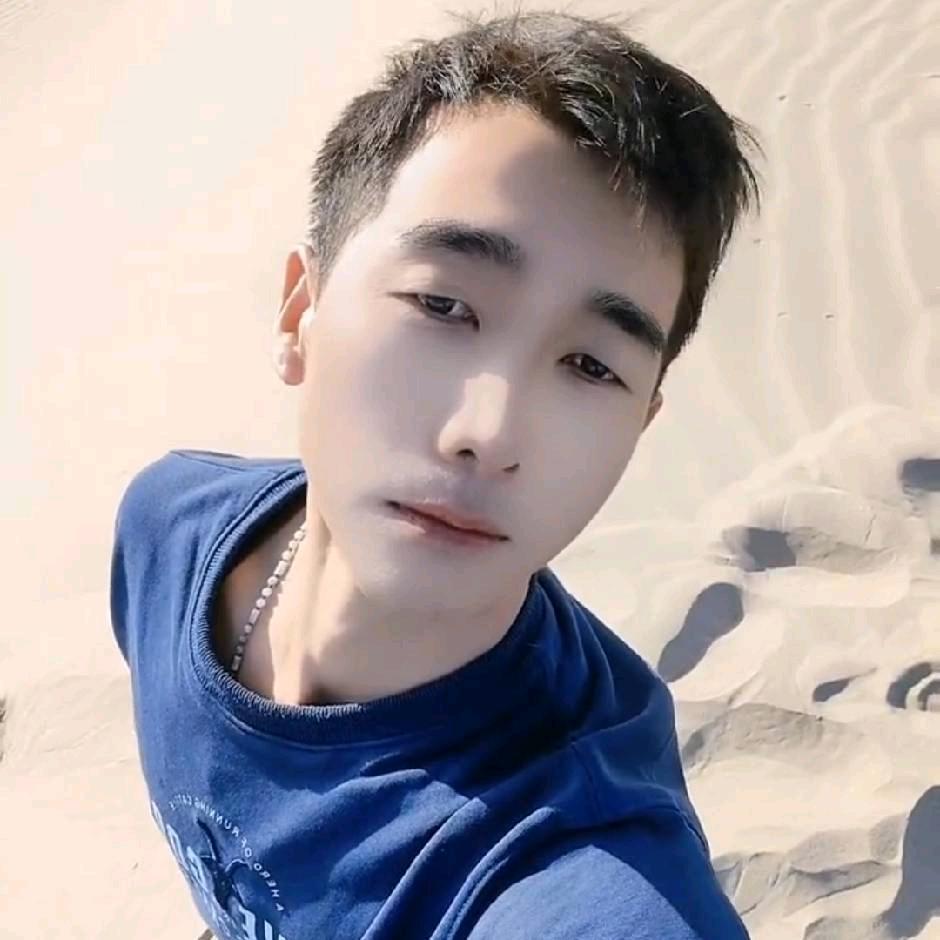 开拖车的🚚阿蒙