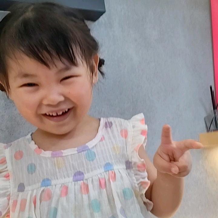 (*˘︶˘*).。.:*♡