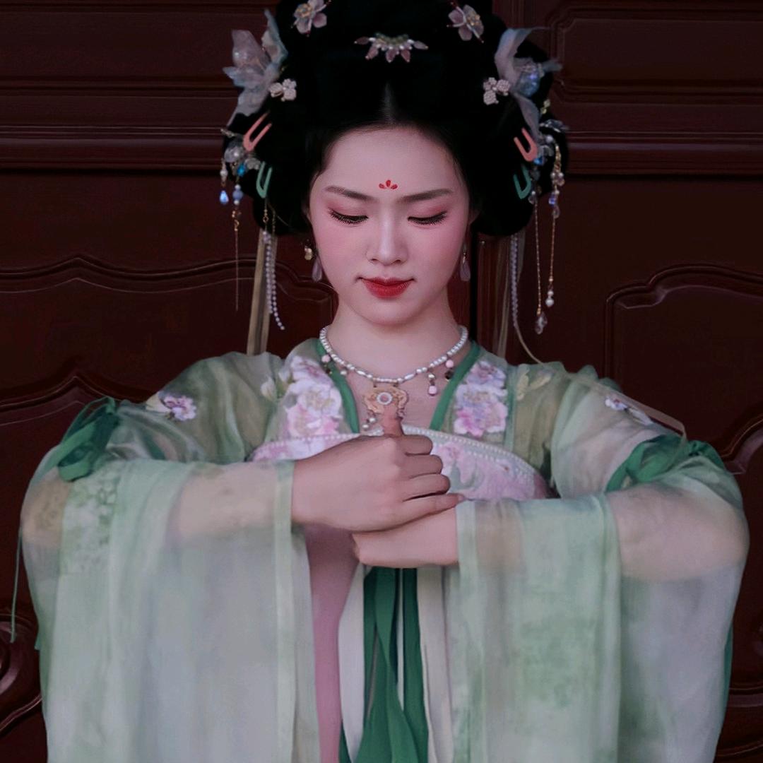 小小🌙亮