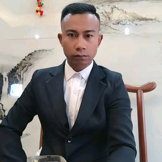 老曼峨 202 古茶农。