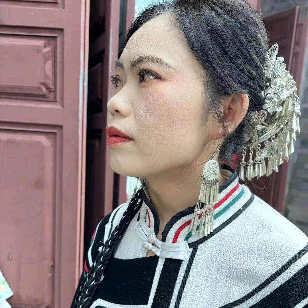 苗姿富丽家园店阿新