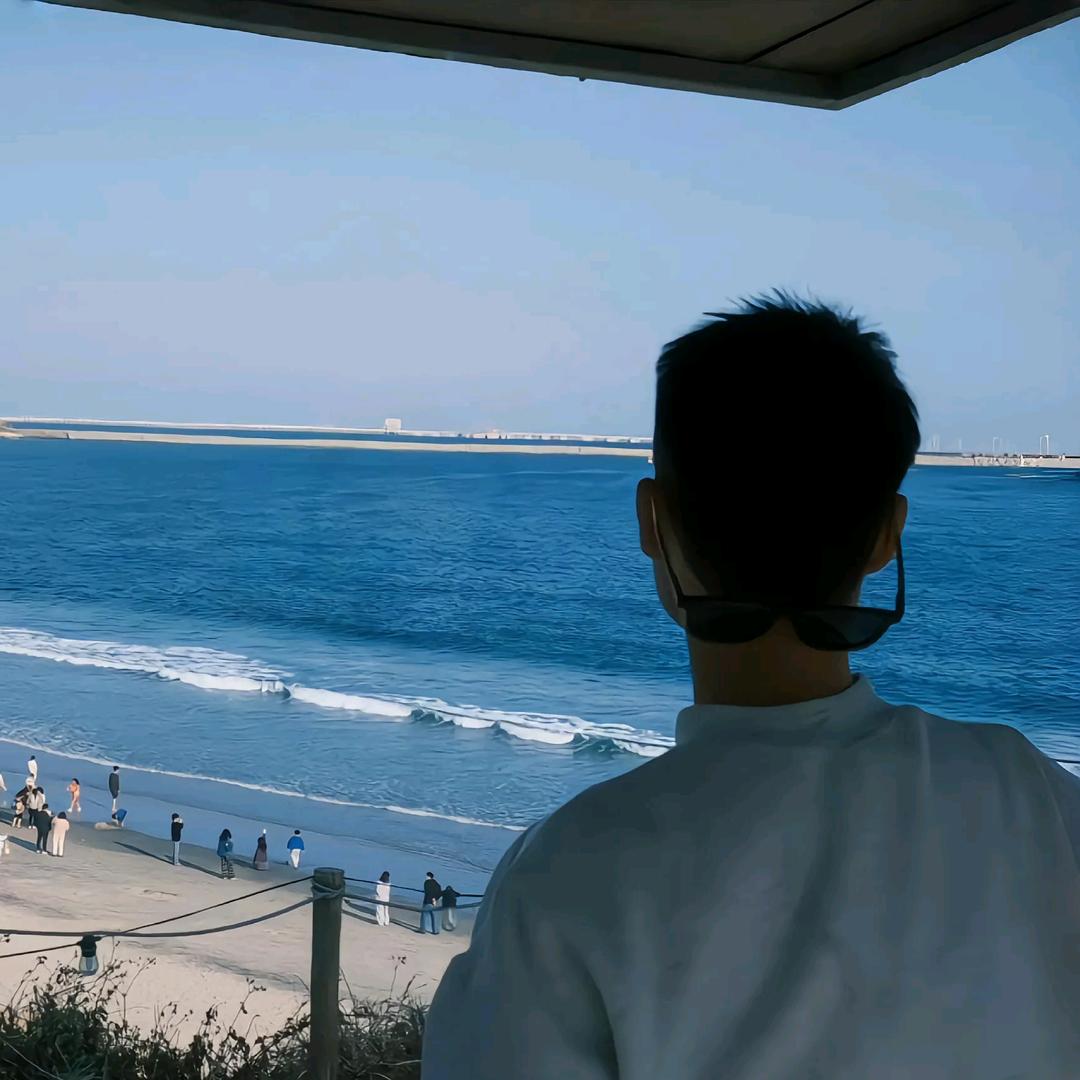 爱理财的墨语