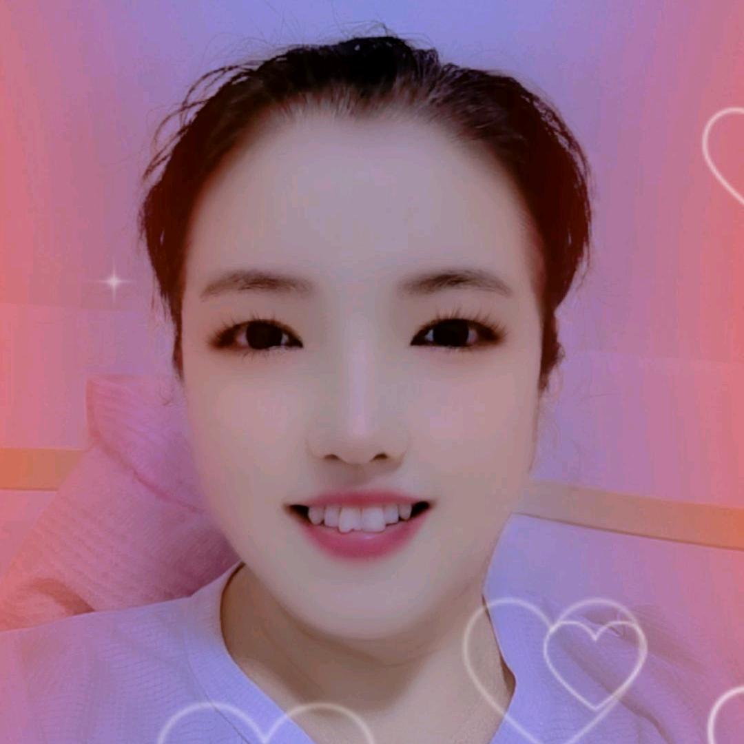 李