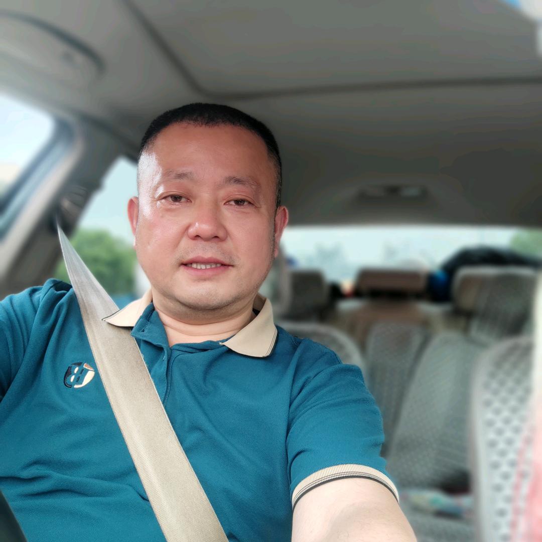 🐲✊🌾本诚🎤🎼自娱自乐✊🌾🐲