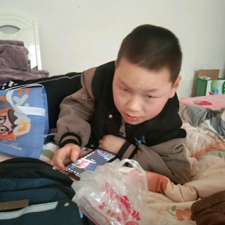 桐桐,@