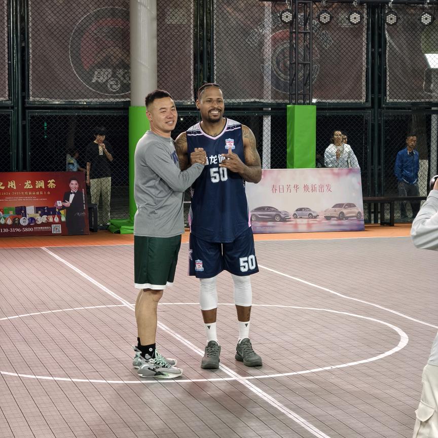 曹三子🏀蔚县曹志楠（一直自律🏆）