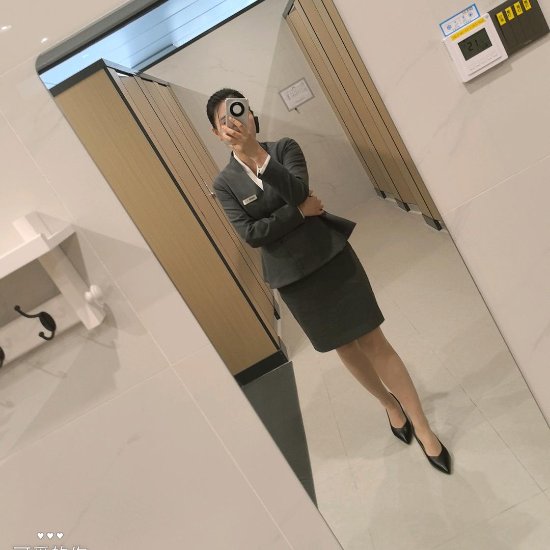 祖儿(搞怪小姨）
