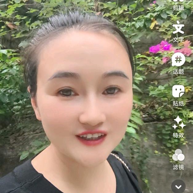 果果（晚上7点30开播）