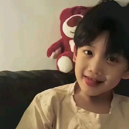 艾吃香菜👆🏻