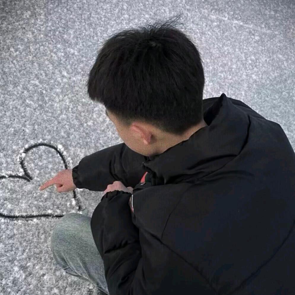 等月亮下班