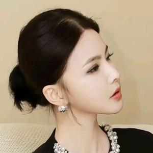 溶溶RONGRONG直播