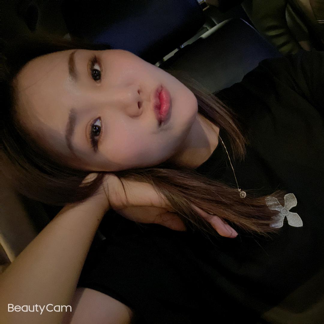 大美人🐷