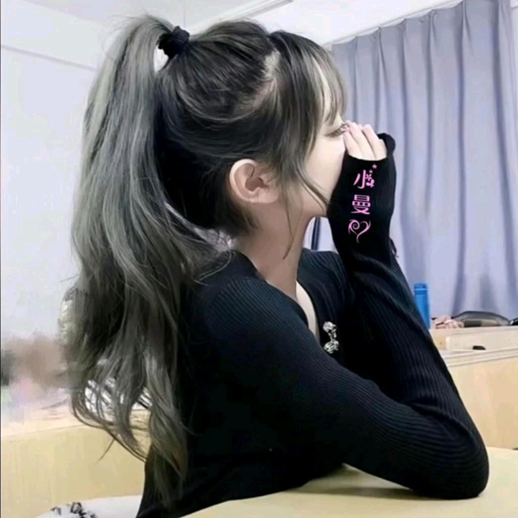 小曼