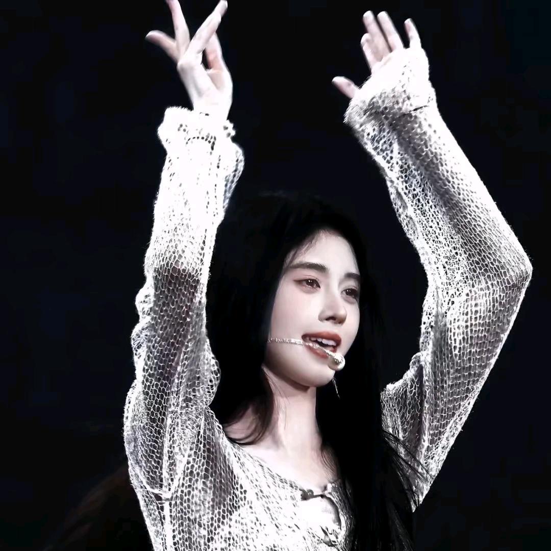 阿快大王(英文名:Emily ）