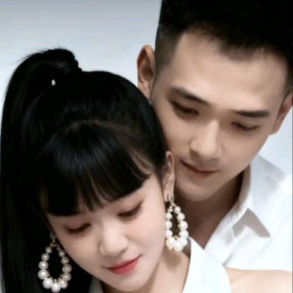 ღ 🦋ℒᎭ偏爱ღ 🦋ℒᎭ峰💞