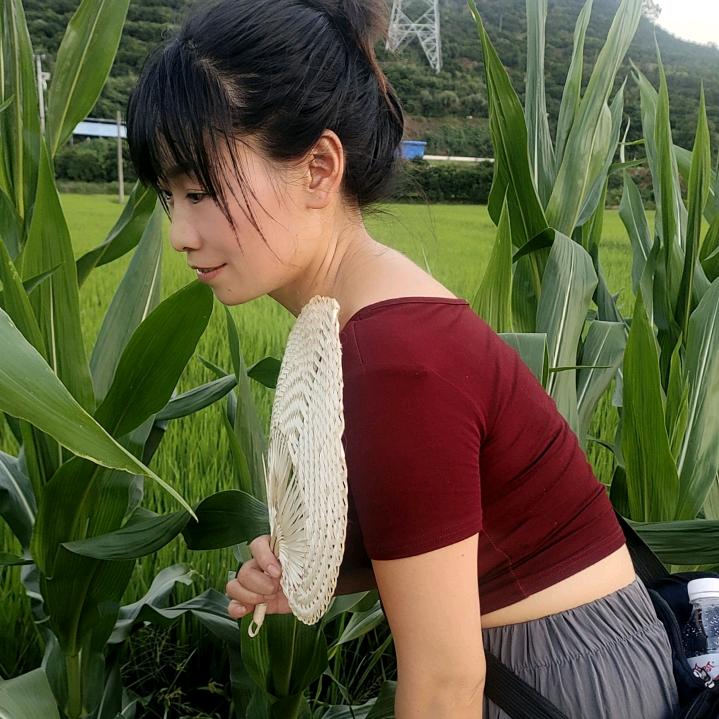 玉儿（以诚交友！）