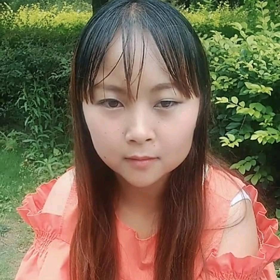 黄琴