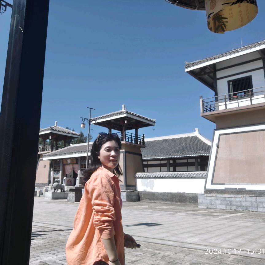 颜小青