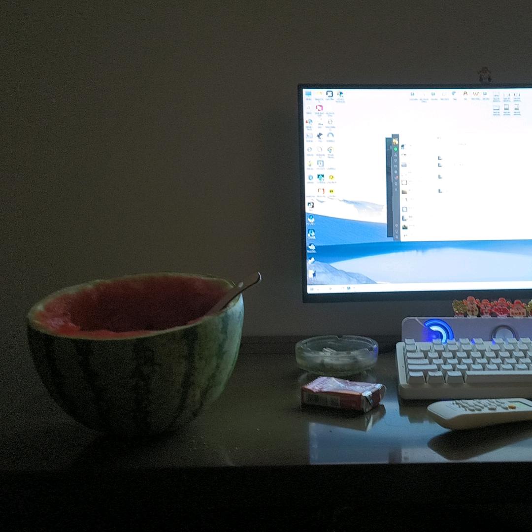 @不打架（三角洲纯绿鼠鼠跑刀）