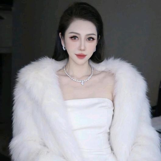 潇洒的小姐姐👄