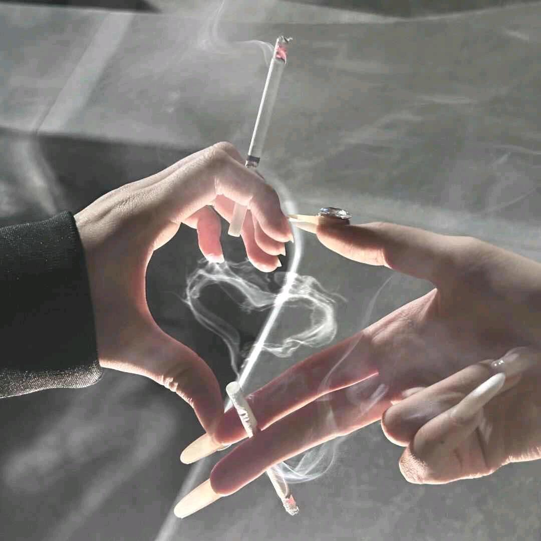 ℋღ᭄幽兰🍒烟雨᭄梦💞࿐