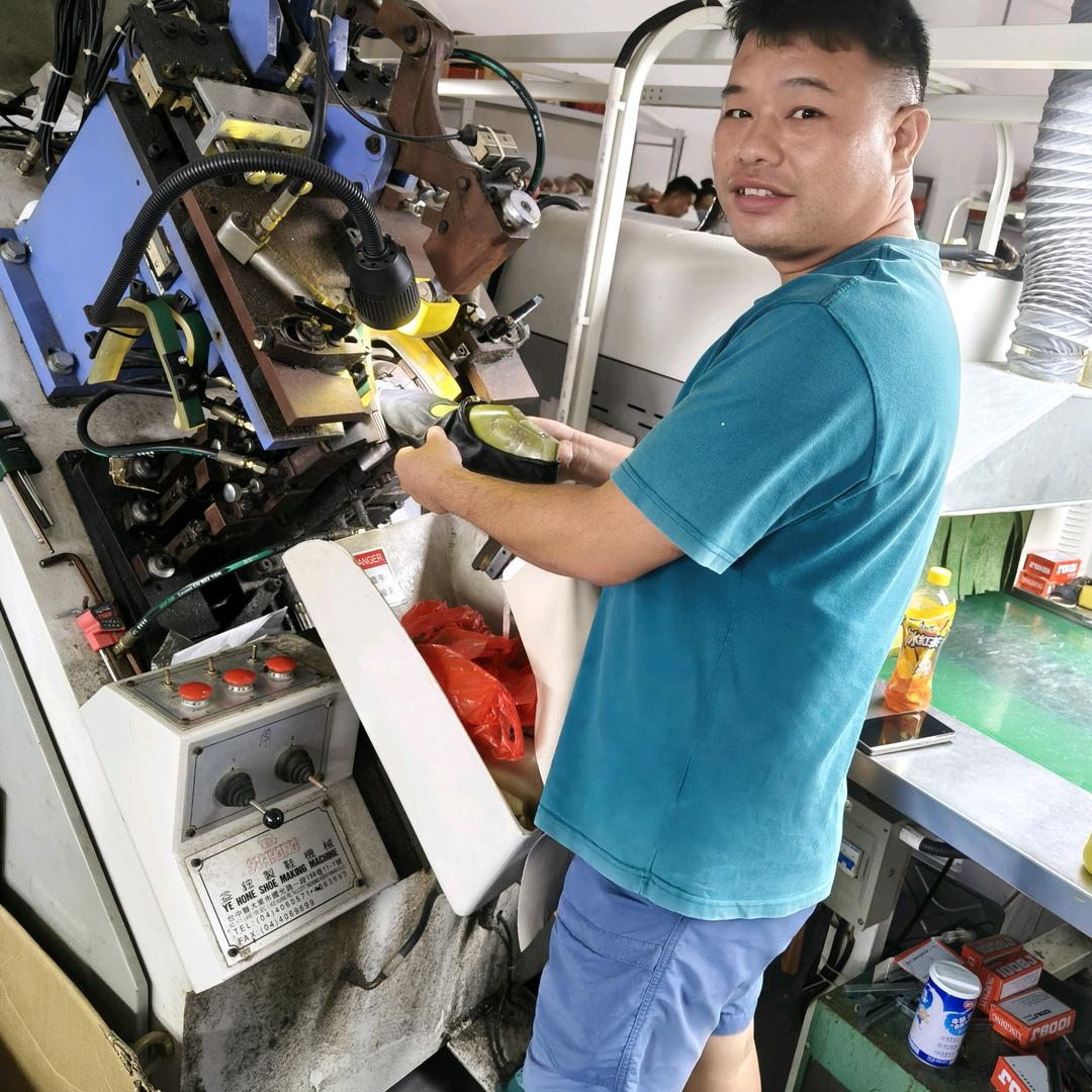 红城外贸工厂