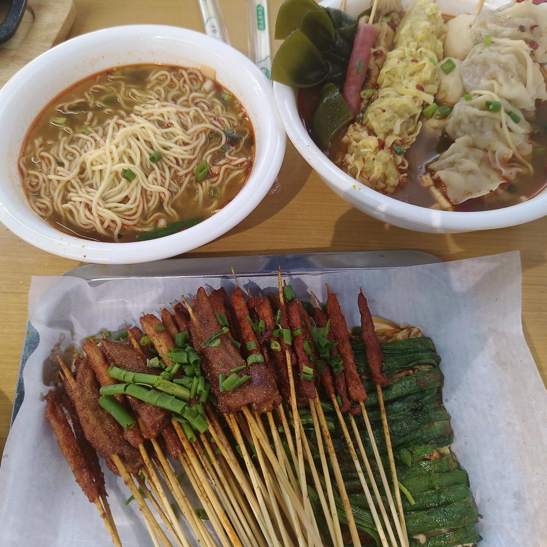 靓靓