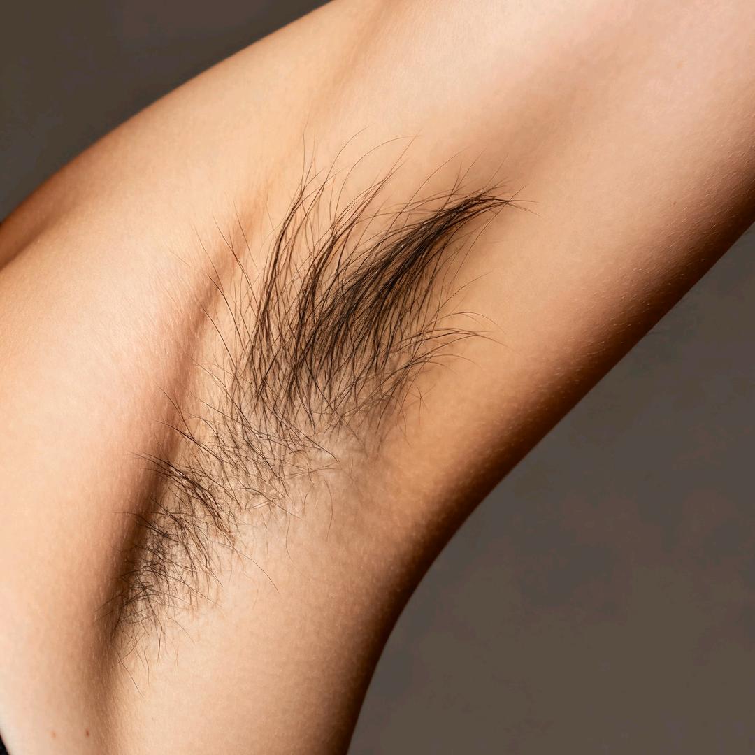 性感的腋毛