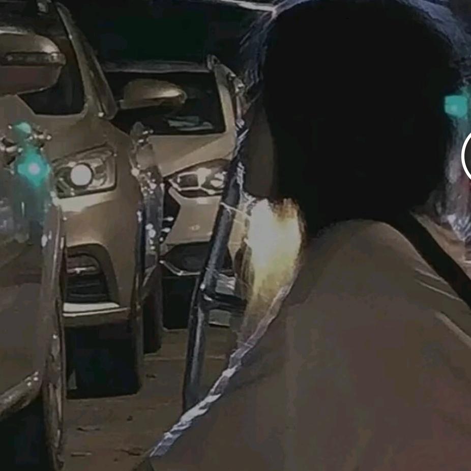 思檀头像