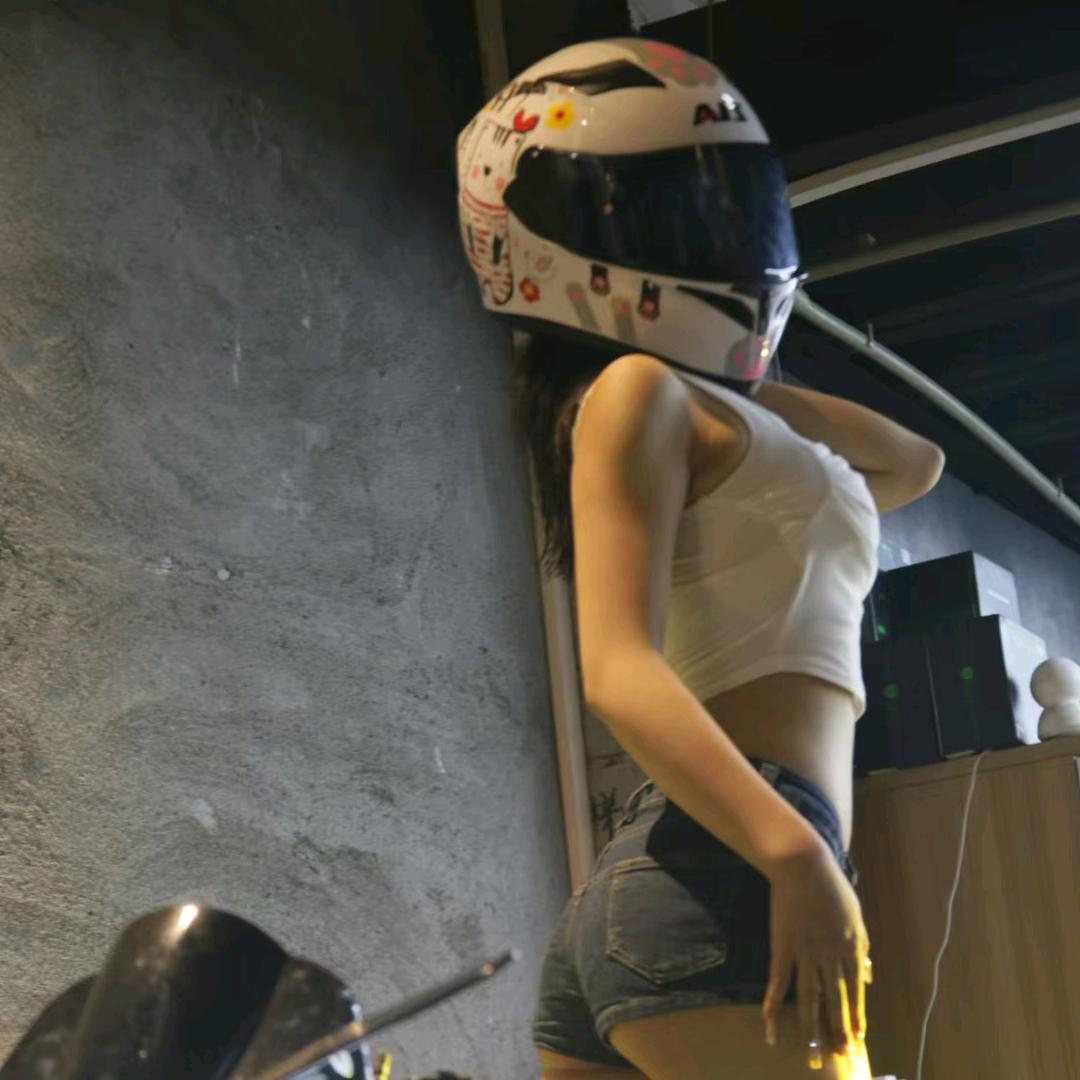 夏天工作室。