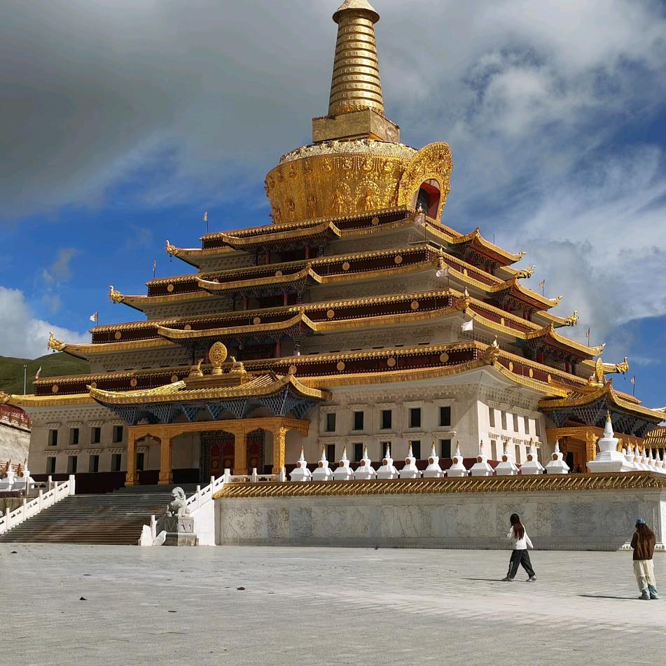 敦颖旅拍写真工作室