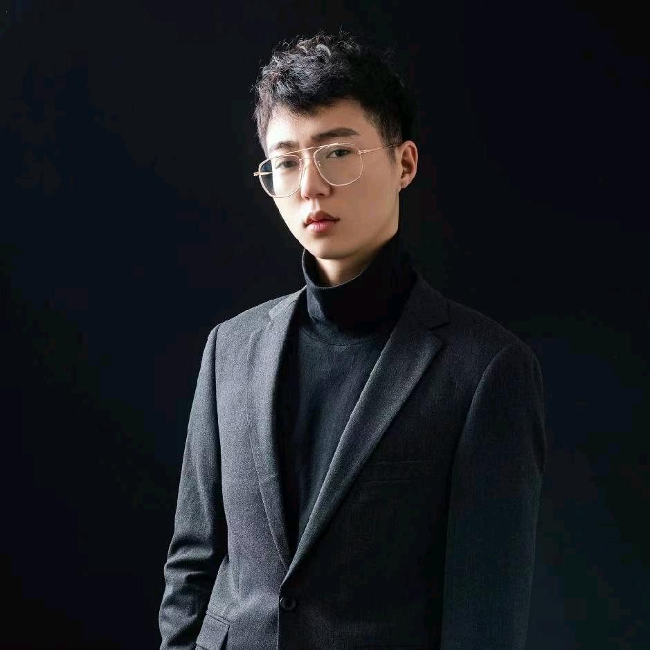 跑来跑去的王跑跑