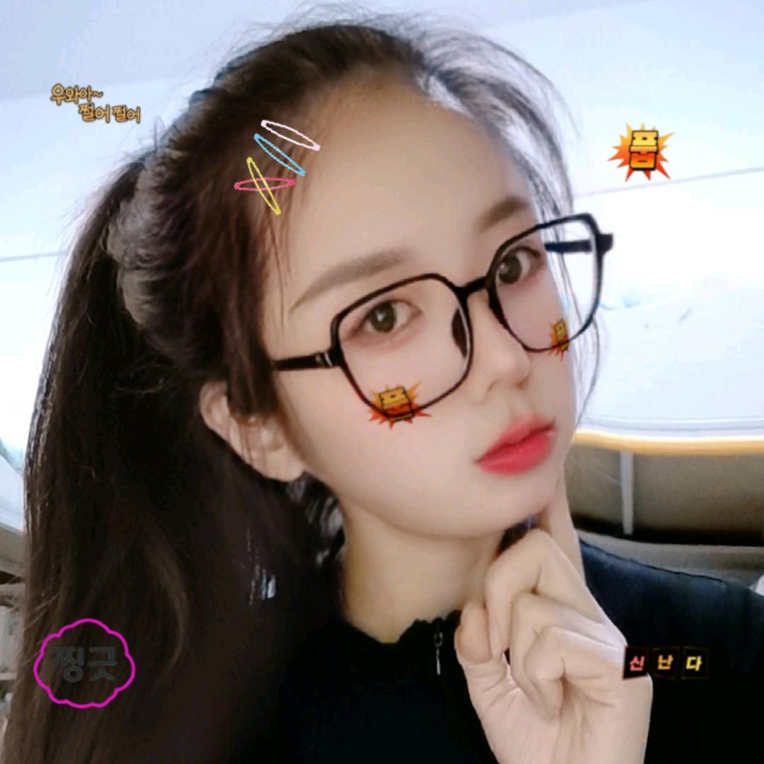 不必说可怜，做自己@