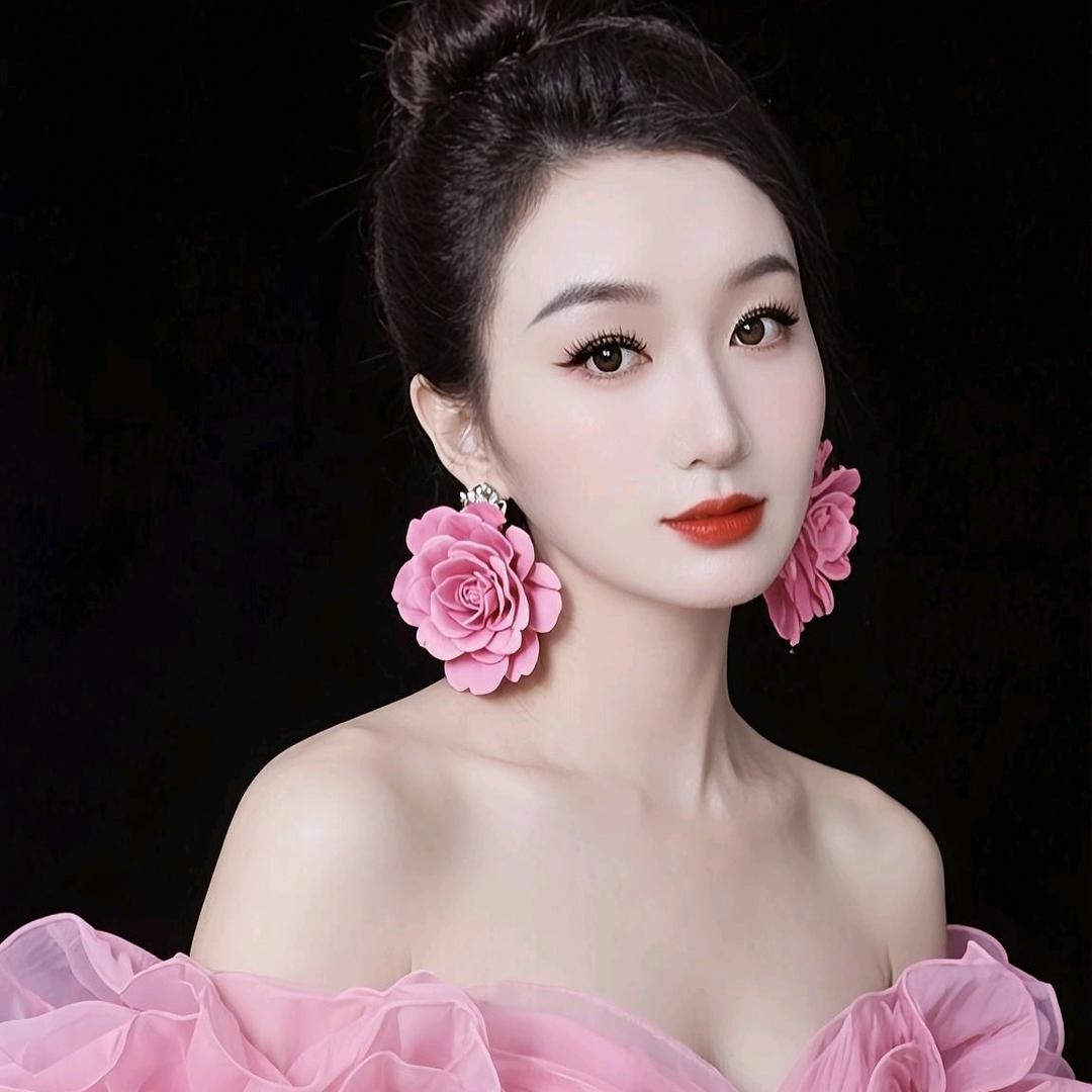 ℋღ᭄静🍒丫头᭄💞࿐