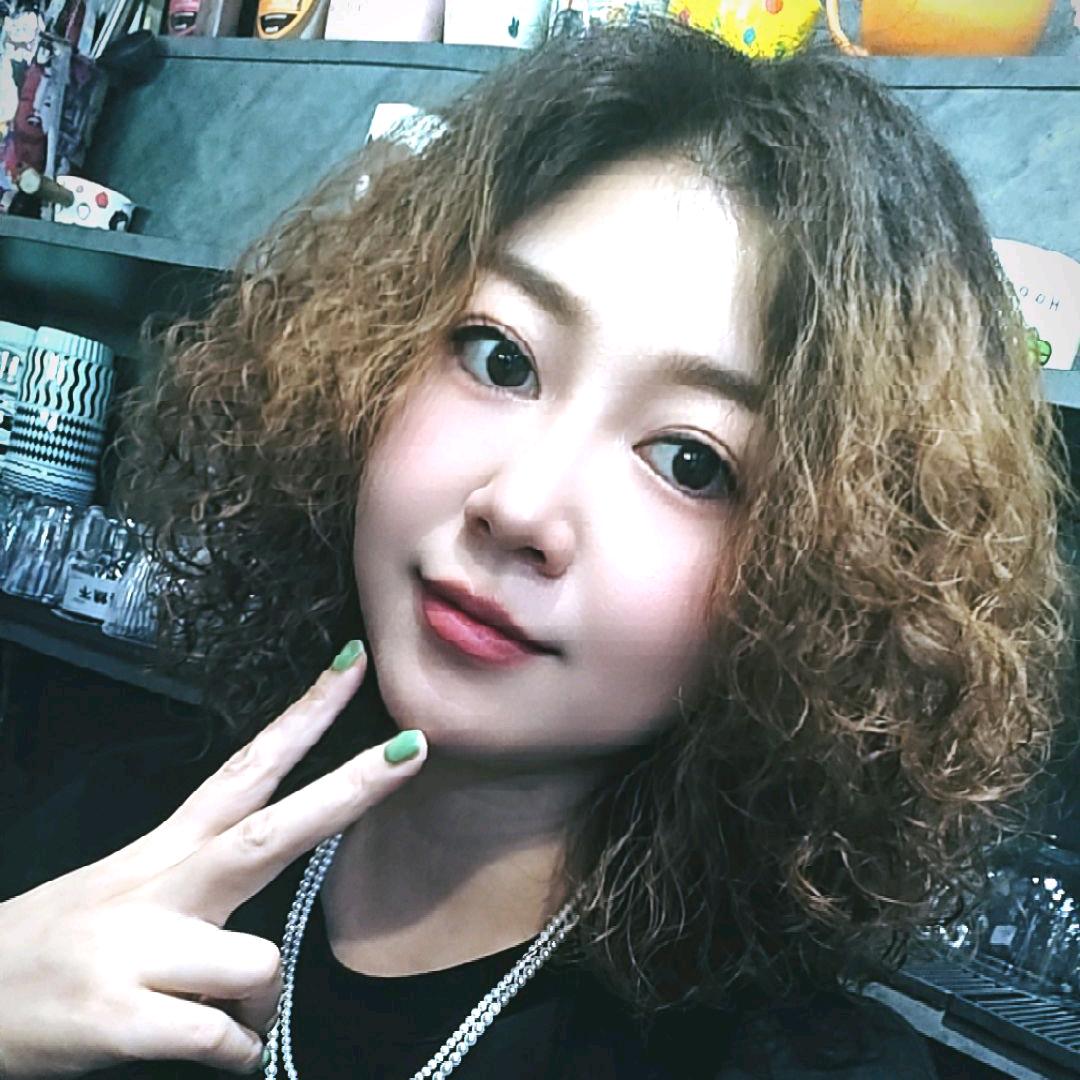 不养鱼的妍