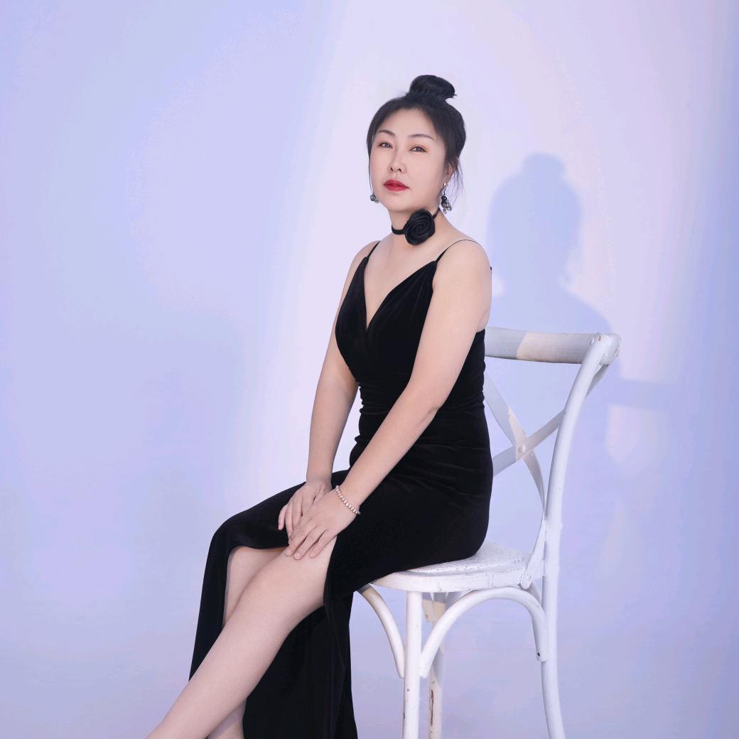 在南屯讲腰腿不得劲的娜姐