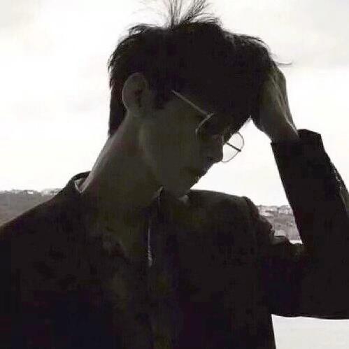 手握日月摘星辰