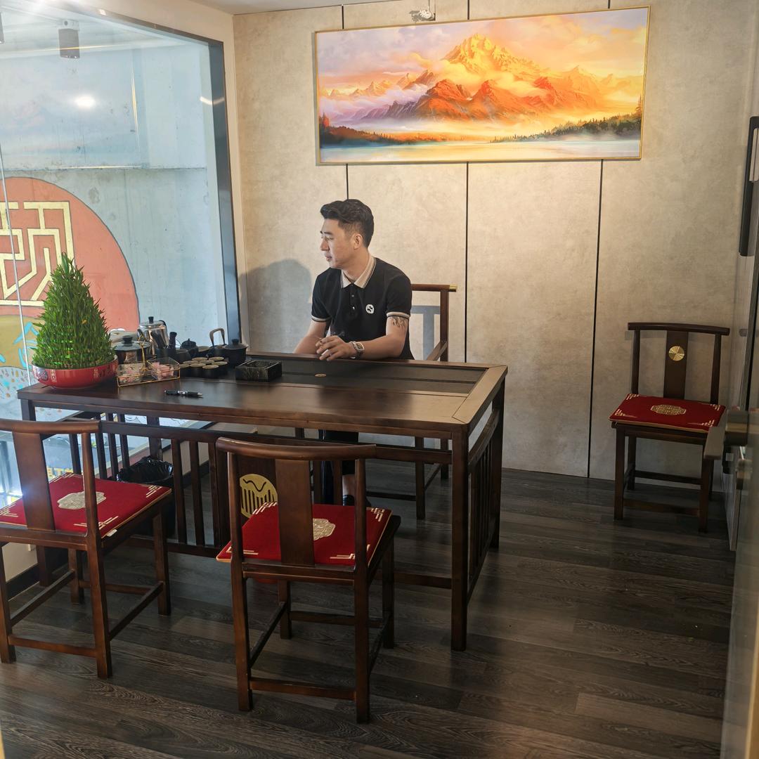 暴走小张（戒色版）